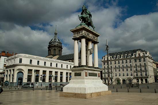 place-de-Joude-clermont-ferrand