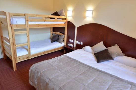 hotel-chambre-familiale-clermont-ferrand