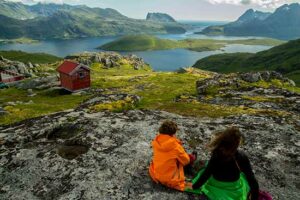 randonneur-enfant-lofoten-norvege