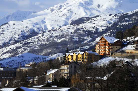 station de ski familiale alpes du sud