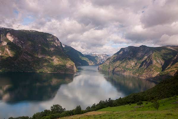 -Fjord-Naerofjord-Norvège-avec-enfants