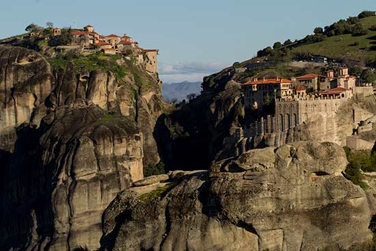 la-grece-en-famille-Monastère-Météores