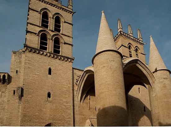 montpellier-avec-des-enfants-église