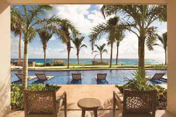 resort-club-famille-luxe-avec-piscine
