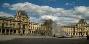louvre-famille