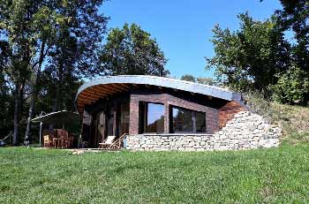 cabane-en-famille-en-Auvergne