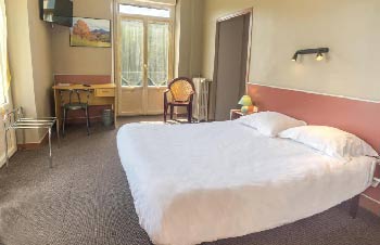 volcan-sancy-hotel