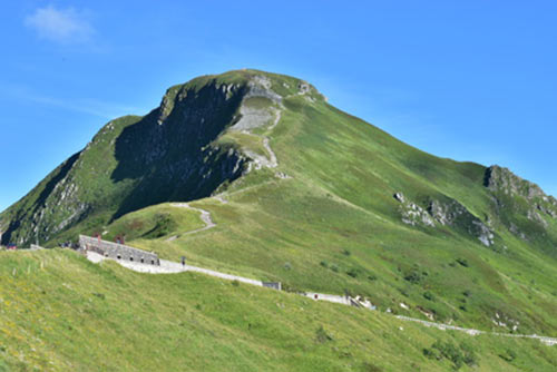 vacances-en-auvergne-en-famille-puy-mary