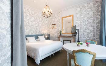 hotel de famille france