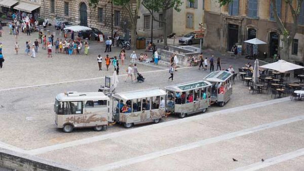 petit-train-avignon