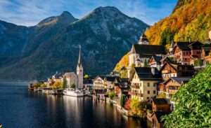 Hallstatt-et-son-lac-Tyrol-en-famille